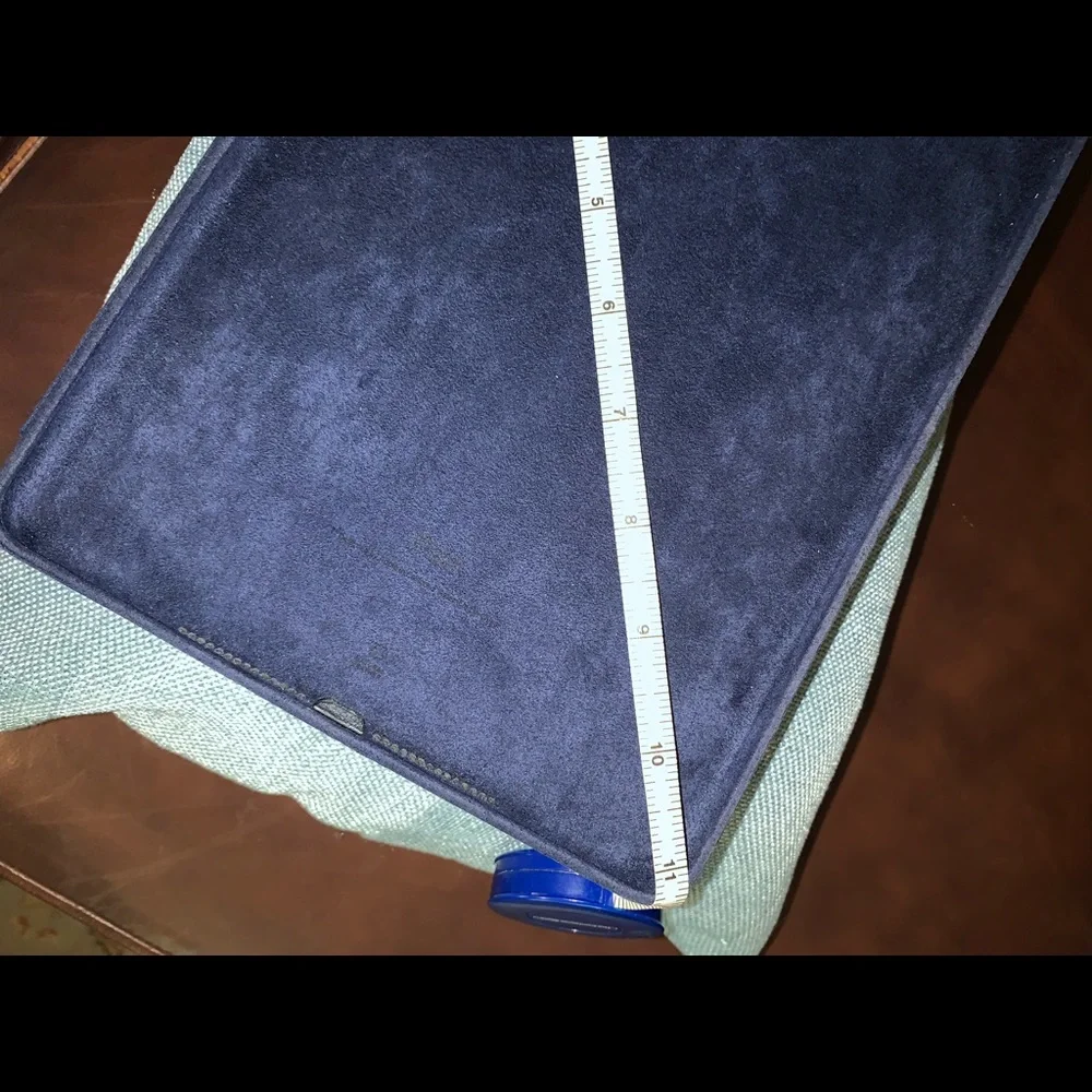 iPad Cover - Apple